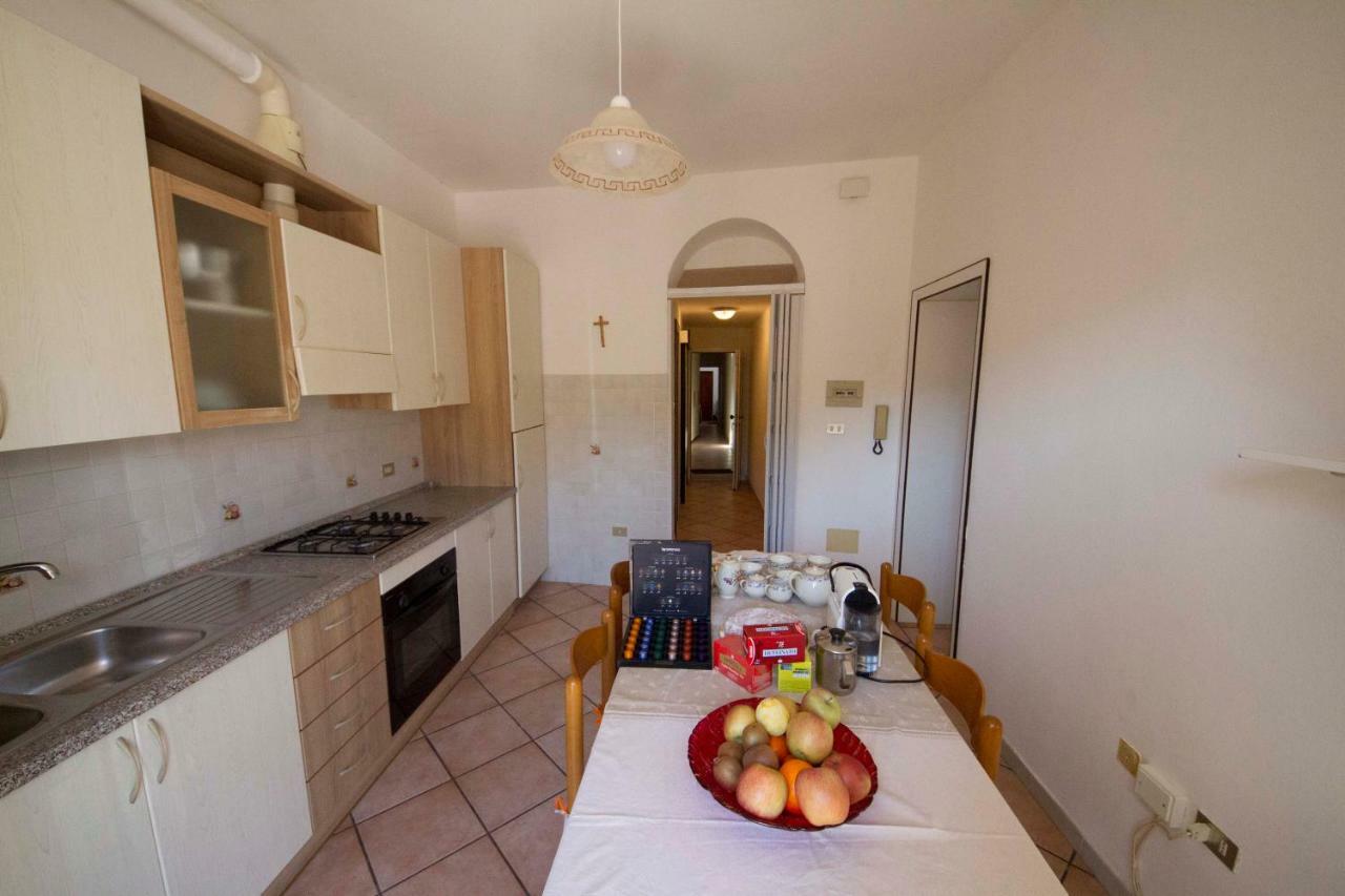 Bed & Breakfast Porta Santi Cesena Ngoại thất bức ảnh